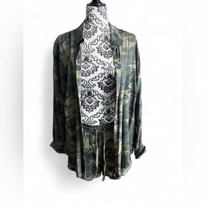 Z Supply Camo Matching Set 🌿 (Top M / Shorts L)